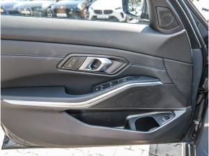 BMW 330 330i xDrive Limo M Sport AHK DA PA 360° HiFi HUD