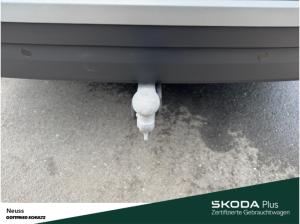 Skoda Kodiaq SELECTION TDI DSG 7-SITZE AHK NAVI EINPARKHILFE SITZHEIZUNG