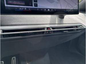 BMW ix iX xDrive60 M Sport 2-Achs Luft PanoSky AHK H&K