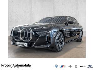 BMW M760