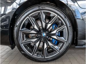 BMW 760 M760e xDrive Executive DAProf PAProf Massage
