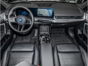 BMW iX1 eDrive20 MSport AHK Pano HeadUp ACC 19 LM