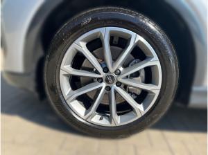 Audi Q4 e-tron 40  advanced LED Navi Tempomat DAB VC