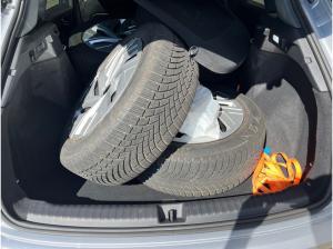 Audi Q4 e-tron 40  advanced LED Navi Tempomat DAB VC