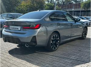 BMW 330 e xDrive M Sport //HeadUp Stop&Go Schiebedach 19 LM