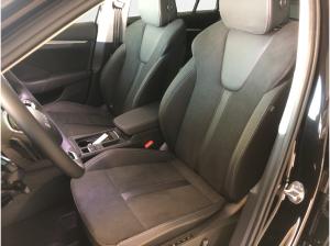 Skoda Octavia Combi 2.0 TDI DSG Balance Matrix AHK Navi SHZ 18 Zoll