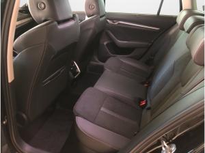 Skoda Octavia Combi 2.0 TDI DSG Balance Matrix AHK Navi SHZ 18 Zoll