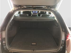 Skoda Octavia Combi 2.0 TDI DSG Balance Matrix AHK Navi SHZ 18 Zoll