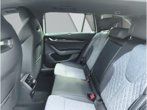 Skoda Octavia OCTAVIA C. 2.0 TDI DSG SPORTLINE *M-LED*CANTON*