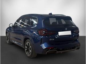 BMW iX3 NAVI/PDC/LED *SOFORT*