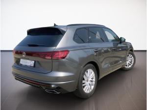 Volkswagen Touareg R-LINE BLACK STYLE 3.0TDI NP.117T AHK.AREA-VIEW.NAVI.HUD.PANO.LUFT