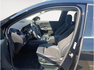 Mercedes-Benz GLA 180 NAVI/SHZ/LED *SOFORT*