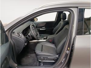 Mercedes-Benz GLA 200 NAVI/SHZ/LED *SOFORT*