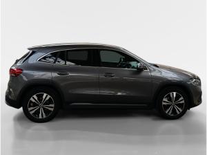 Mercedes-Benz GLA 200 NAVI/SHZ/LED *SOFORT*