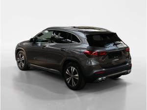 Mercedes-Benz GLA 200 NAVI/SHZ/LED *SOFORT*