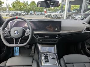BMW M340 i xDrive Touring Black Package