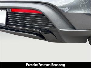 Porsche Taycan Black Edition