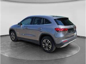 Mercedes-Benz GLA 250 NAVI/SHZ *SOFORT*