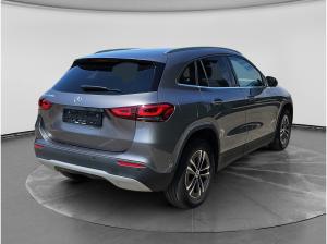 Mercedes-Benz GLA 250 NAVI/SHZ *SOFORT*