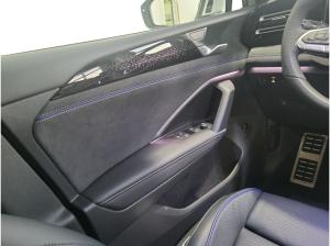 Volkswagen Tiguan 1.5 TSI DSG R-Line inkl. WKR + LEDER + IQ-LIGHT