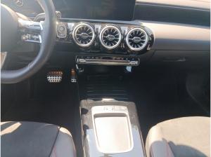 Mercedes-Benz CLA 200 NAVI/SHZ/LED *SOFORT*