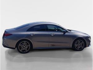 Mercedes-Benz CLA 200 NAVI/SHZ/LED *SOFORT*