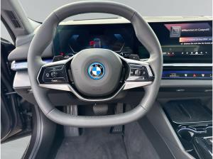 BMW 550 e xDrive Limo PGSD,ACC,H/K SOUND,360 GRAD KAMERA,AUTOBAHN ASSISTENT,4x SITZHEIZUNG