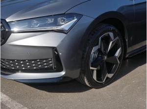 Skoda Superb Combi 2.0 TDI Sportline DSG AHK Navi RüKa