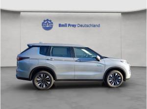Mitsubishi Outlander PLUS 2.4 4WD Plug-In 360° Kamera Sitzheizung PRIVAT