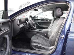 Volkswagen Passat Variant 1.5 eTSi DSG Business Navi elektr.Heckklappe R-Kamera 17Zoll SideAssist