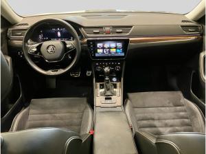 Skoda Superb Combi NAVI/SHZ/LED *SOFORT*