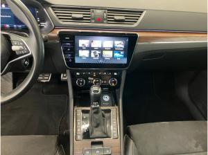 Skoda Superb Combi NAVI/SHZ/LED *SOFORT*