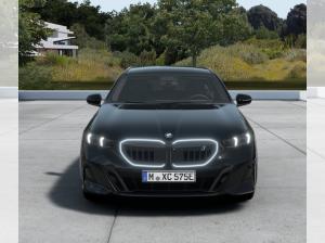BMW i5 xDrive40 Touring - Vorführer verf. 03/2027 - (0,25%)