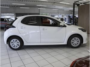 Toyota Yaris 1.5 Hybrid Business bis 31.07.2026