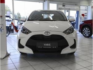 Toyota Yaris 1.5 Hybrid Business bis 31.07.2026