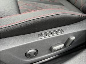 Skoda Octavia OCTAVIA COMBI RS 2.0TSI *AHK*NAVI*DCC*