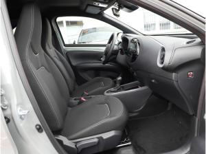 Toyota Aygo X 1,5 HEV Teamplayer SHZ bis 31.07.2026