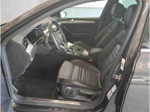Volkswagen Passat Variant 2.0 TDI DSG R-Line, Panoramadach, Navi, LED-Matrix, AHK, Rückfahrkamera