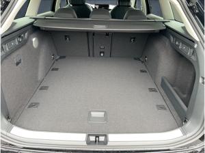 Skoda Superb Combi Selection 2.0 TDI DSG AHK/NAVI/ACC