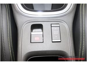 Abarth 600e Turismo Navi Digitales Cockpit Soundsystem LED Sperrdiff. ACC Apple CarPlay
