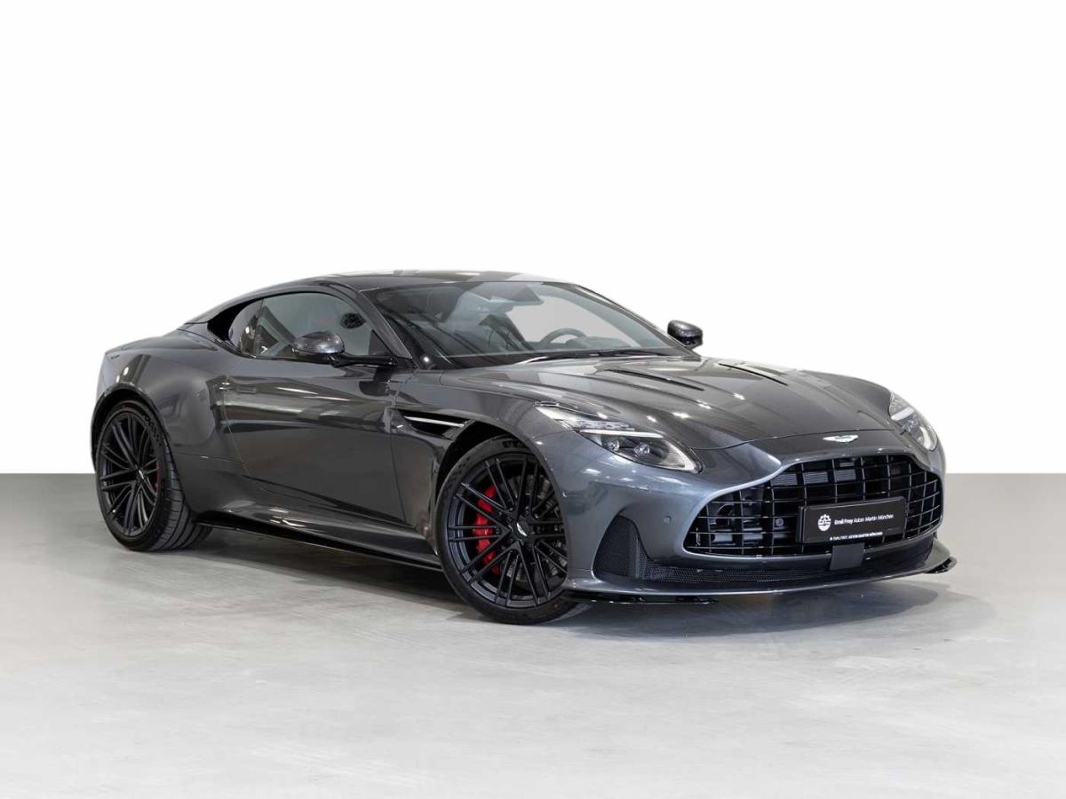 Aston Martin DB12