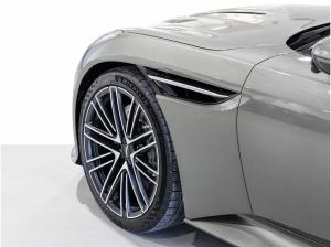 Aston Martin DB12 Volante