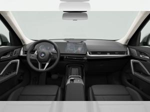 BMW X1 18i X Line