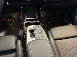 BMW X1 sDrive18d xLine - Innovationspaket - Anhängerkupplung - Sitzverstellung für Fondsitze