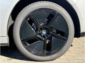 BMW iX3 40 M Sport 3D-HeadUp AHK DAPlus H/K