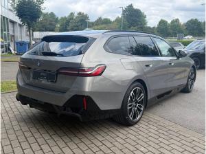 BMW i5 eDrive40 M Sport DAPlus H/K AHK Sitzlüftung