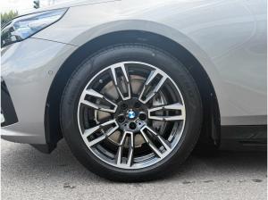BMW i5 eDrive40 M Sport DAPlus H/K AHK Sitzlüftung