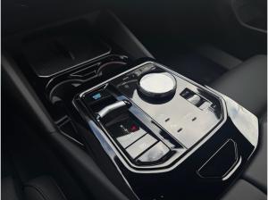 BMW i5 eDrive40 M Sport DAPlus H/K AHK Sitzlüftung