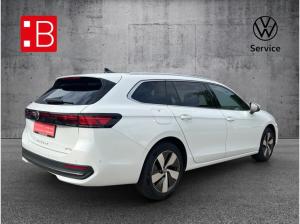 Volkswagen Passat Variant 1.5 eTSI DSG - Business - AHK 360°-KAM. ACC NAVI