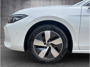 Volkswagen Passat Variant 1.5 eTSI DSG - Business - AHK 360°-KAM. ACC NAVI